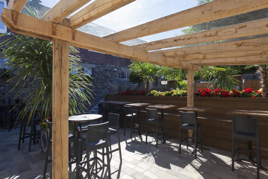 The White Hart Hotel Wetherspoon Okehampton Exterior photo