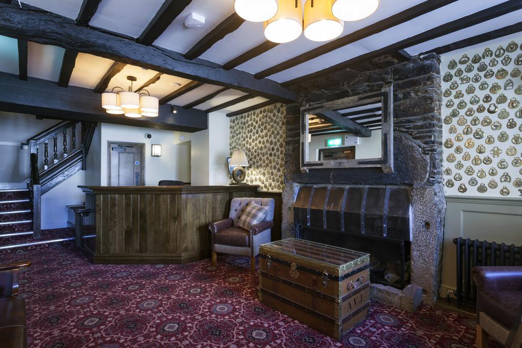 The White Hart Hotel Wetherspoon Okehampton Exterior photo